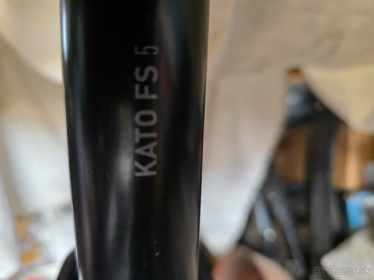 Predám horský celoodpružený bicykel GHOST KATO FS5 - 7
