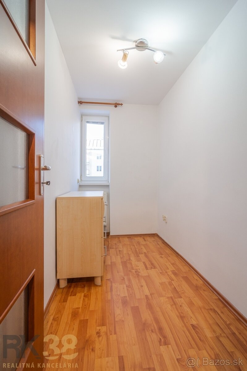 Príjemný 2,5 izbový byt v centre Popradu - 7