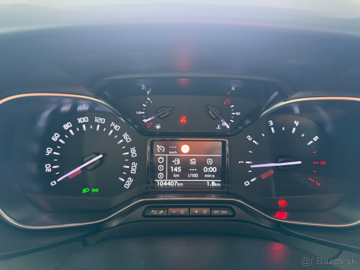 Citroën Berlingo 1.2 PureTech 110 Live Pack M, Odpočet DPH - 7