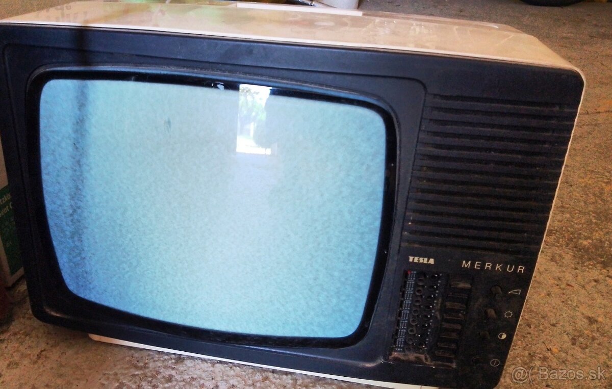 Predám prenosný televízor Merkur - 7