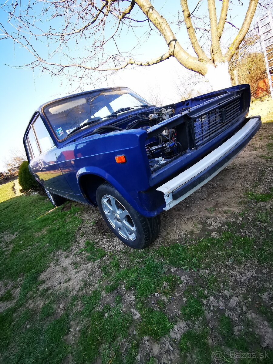 Lada Vaz Žiguli 2104 - 7