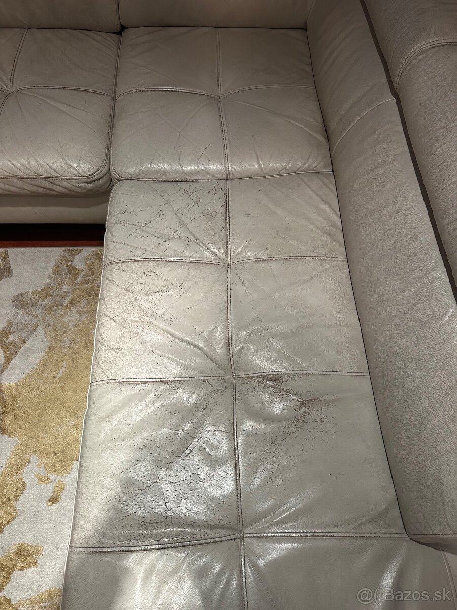Moderný používaný gauč - 7