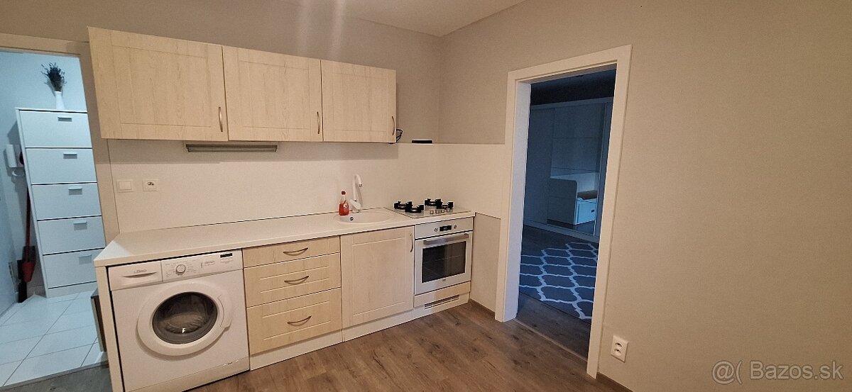 1 izbový byt prenajom - 7