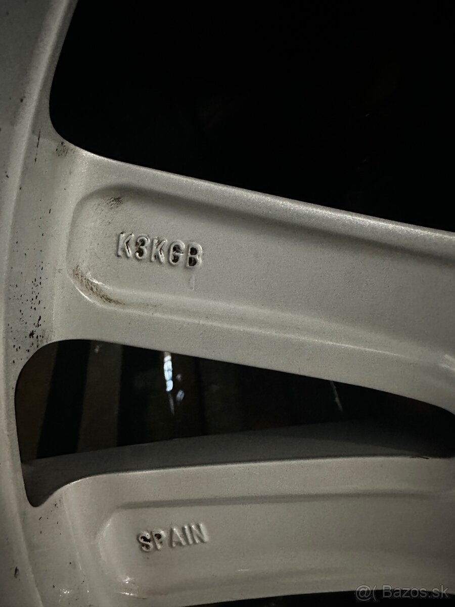 5x108 R17 7,5J ET52,5 Ford Kuga - 7