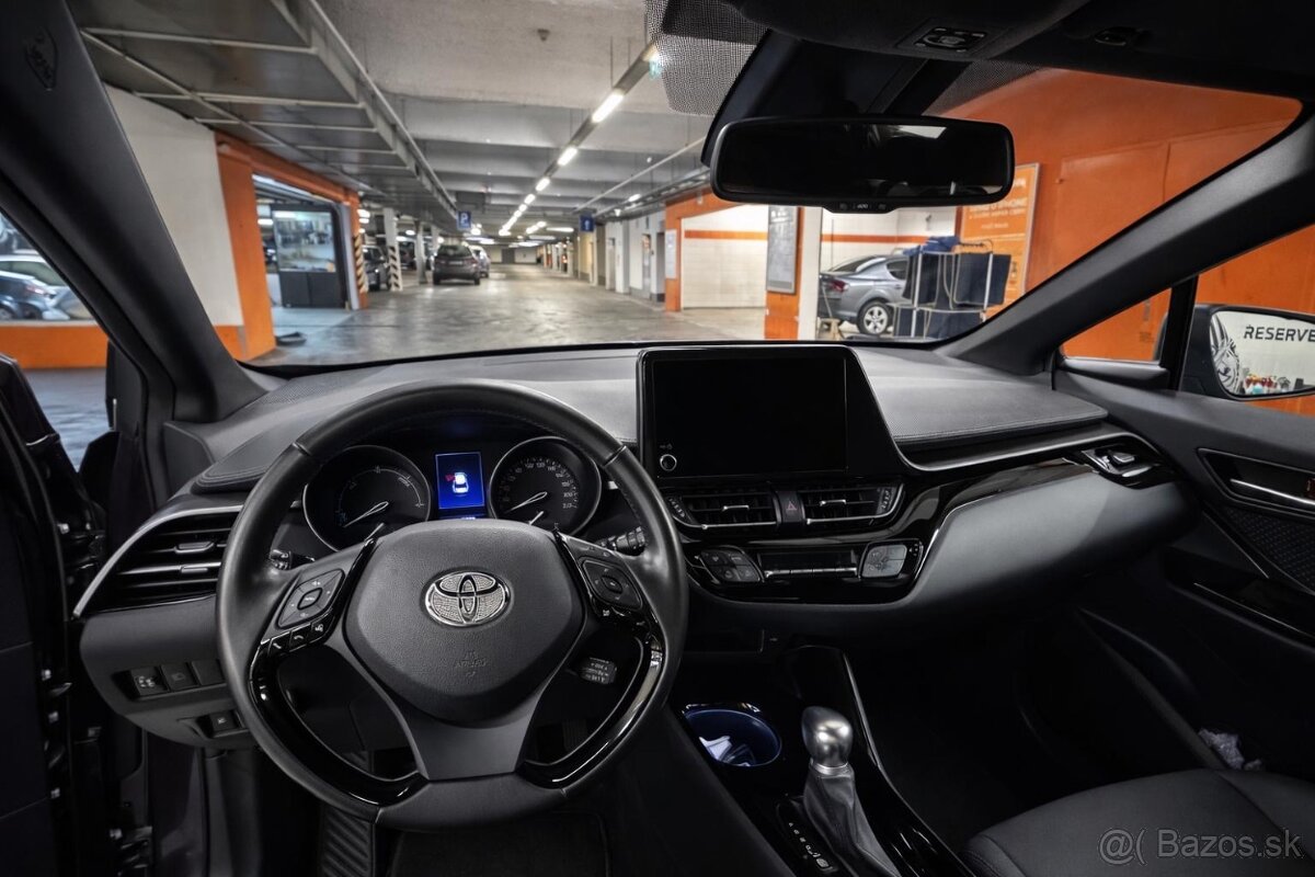 Toyotoa CHR 1.8 hybrid - 7