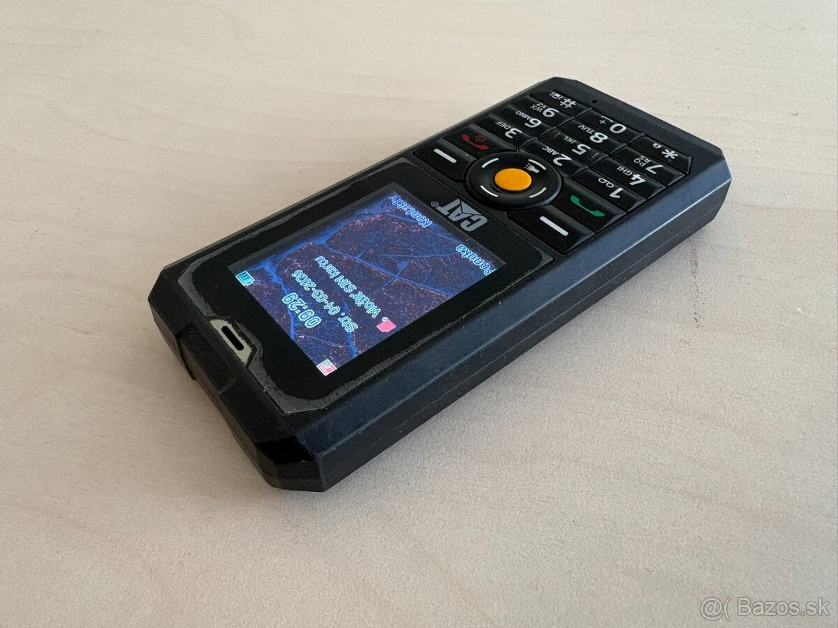 CAT B30 mobilný telefón - 7