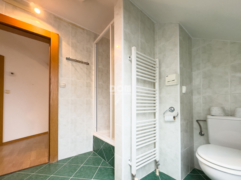 rkDOM | 4 - izbový byt s terasou v Žiline - 7