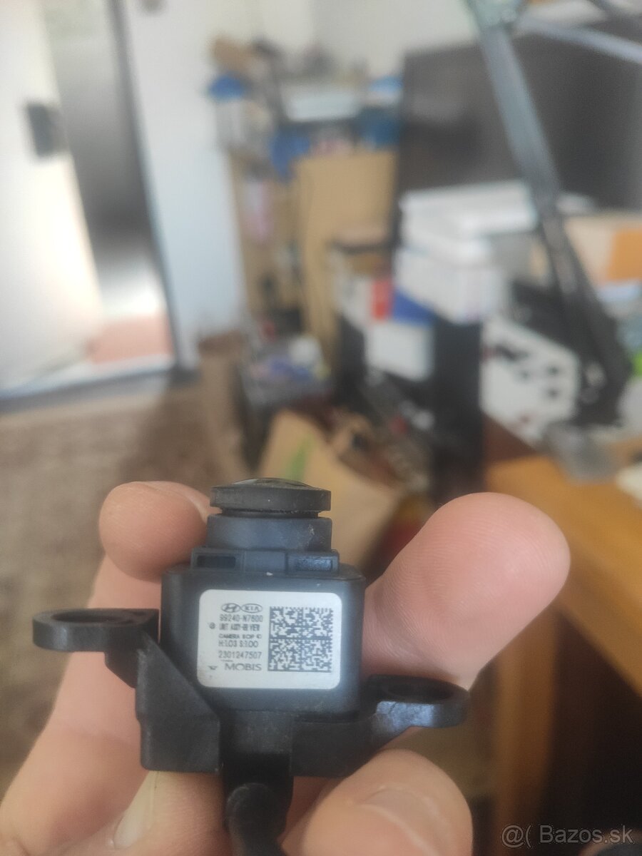 Predam kameru, tlacitko a osvetlenie - 7