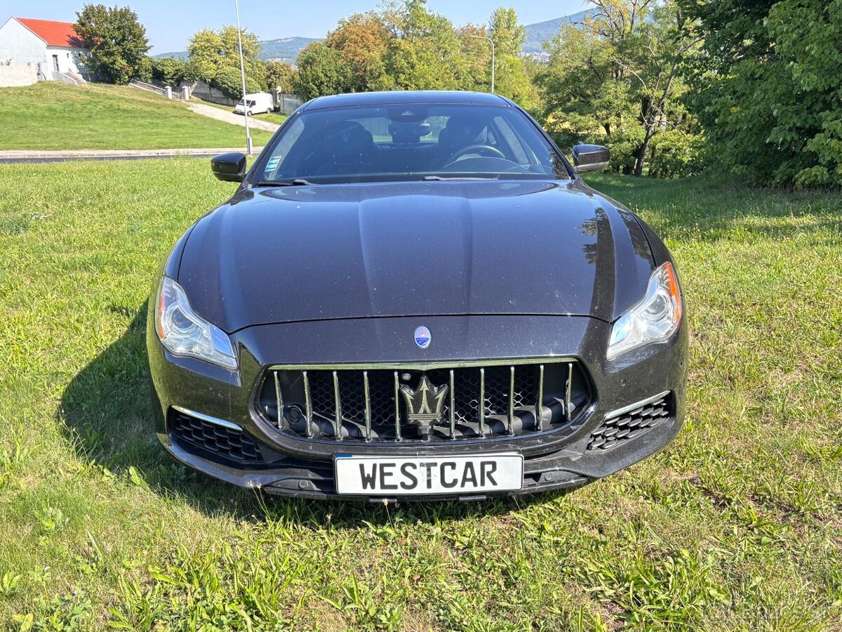 Maserati Quattroporte - 7