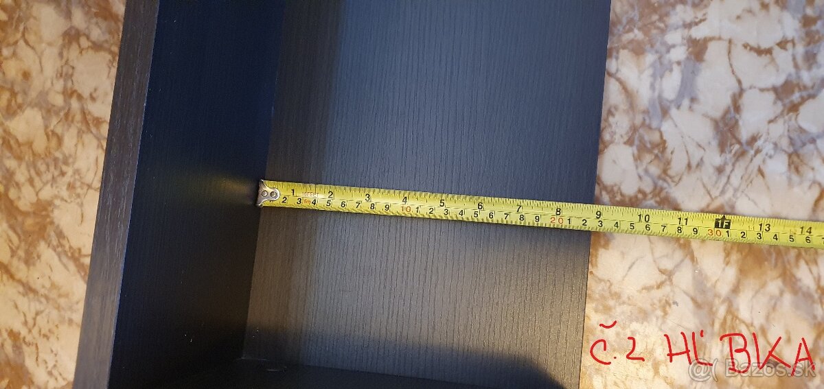 Poličky a skrinka - 7