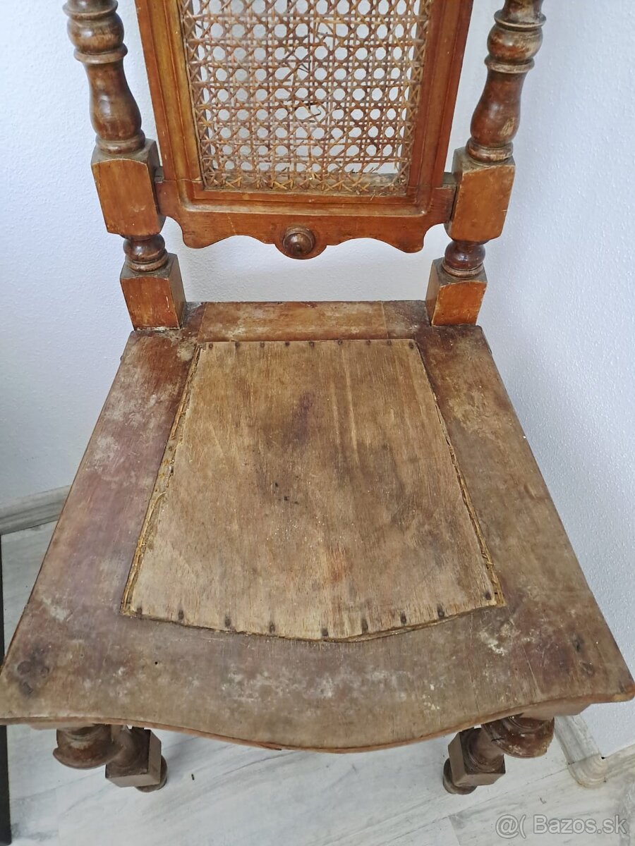 Predám starožitné stoličky 3ks - 7