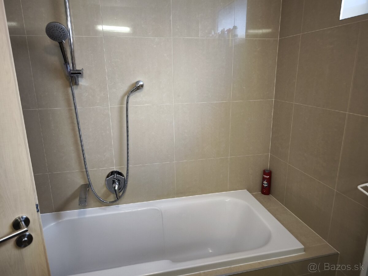 Prenajmem 3izb byt plus parking na opletolovej ulici - 7