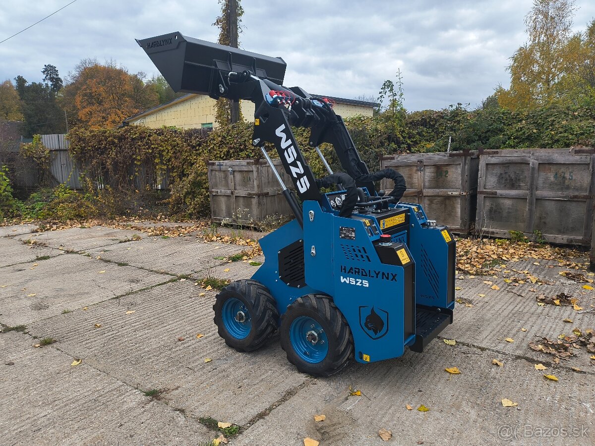 Šmykom riadený mini nakladač HARDLYNX W525 - 7