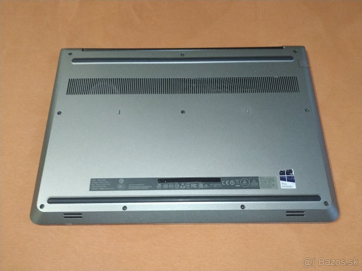 Dell. Intel i7. 14“. SSD 256 GB. nVidia 4+4GB - 7