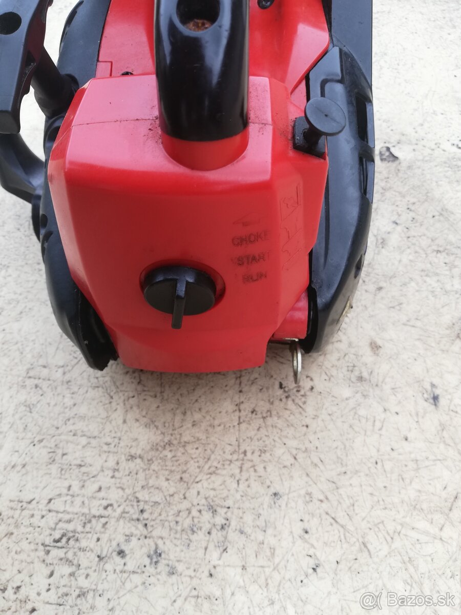 Motorová píla Hecht 929 - 7