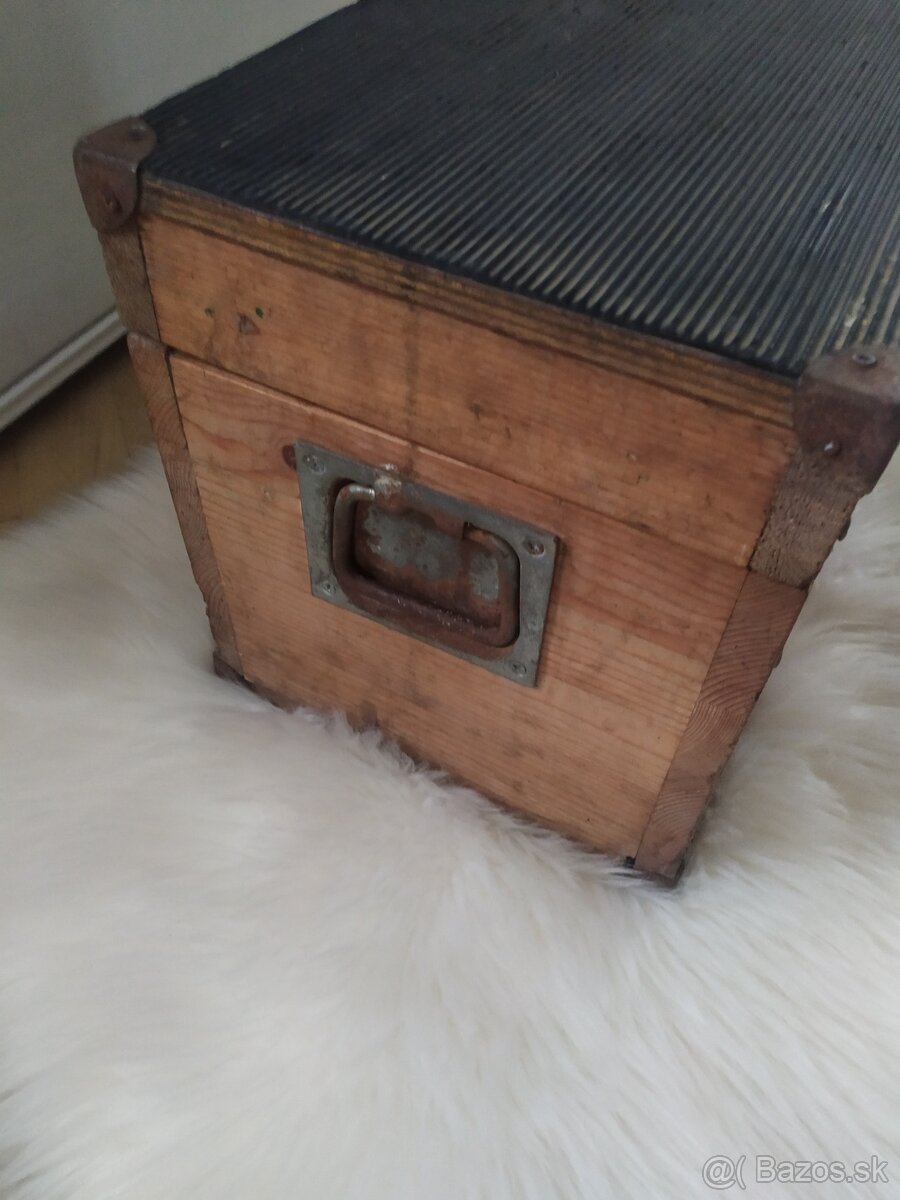 Stará drevená bedňa - 7