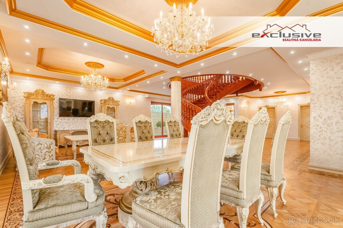 ZAUJÍMAVÁ CENAIMPOZANTNÁ RODINNÁ VILA-KRYTÝ BAZÉN-GARÁ - 7