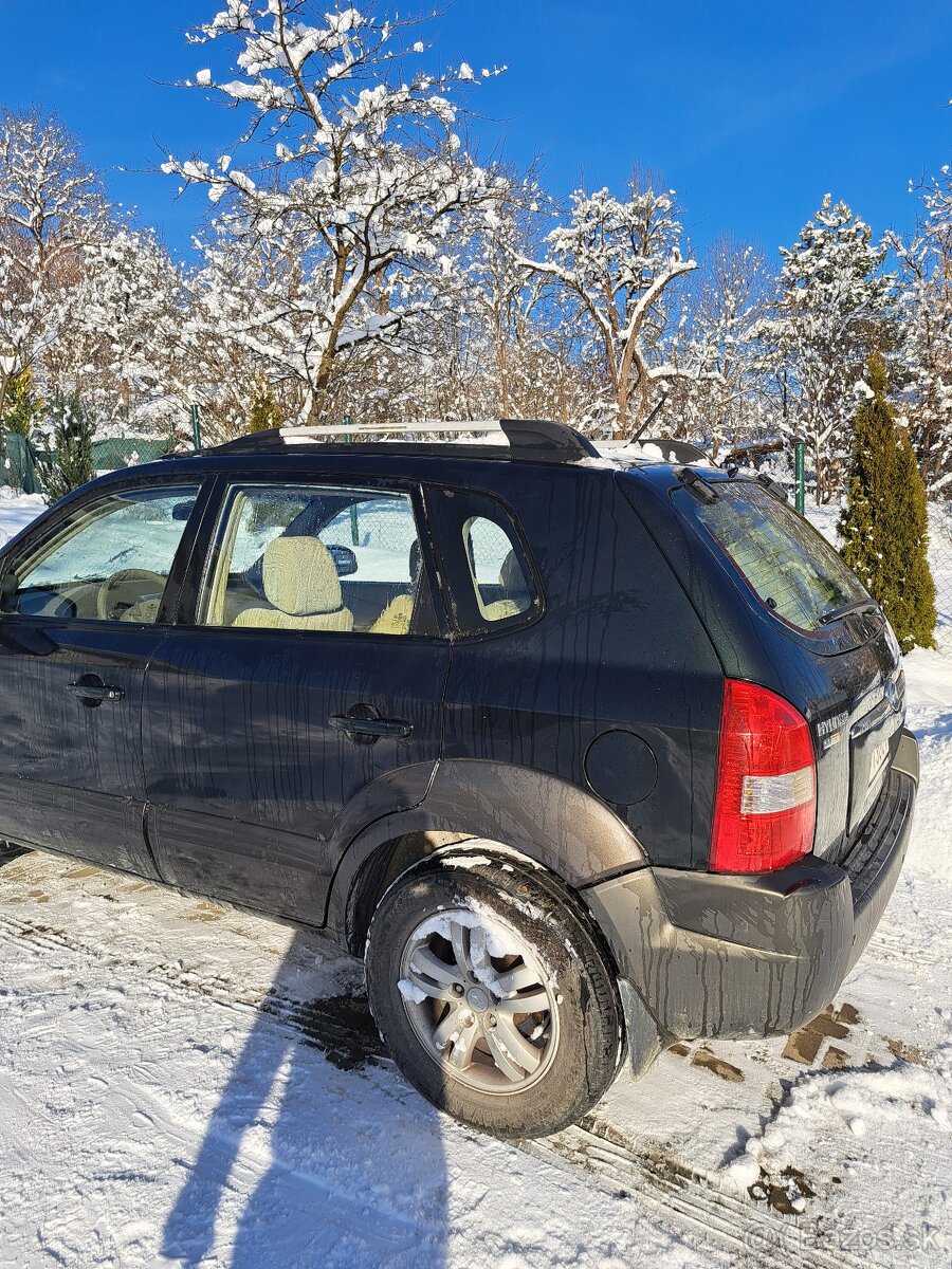 Hyundai Tucson 4x4 - 7