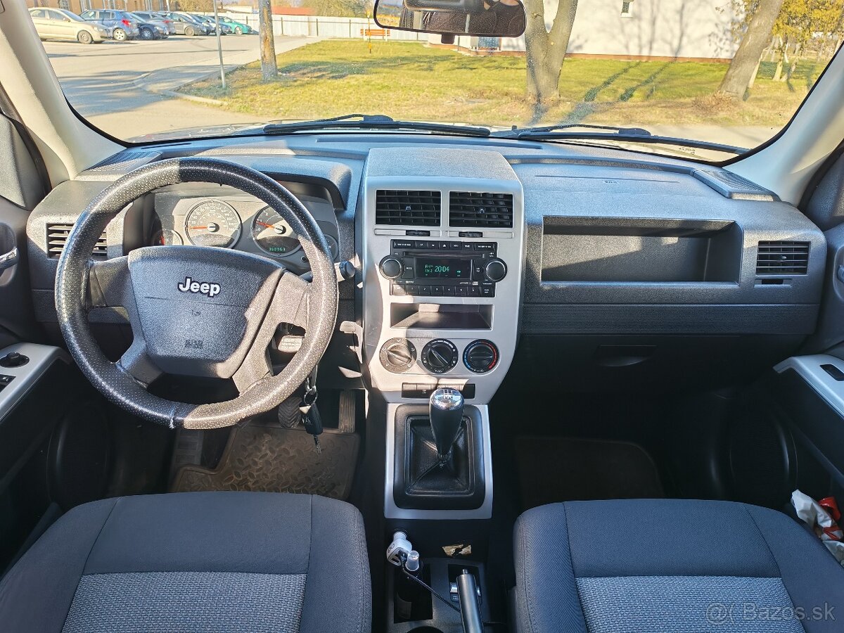 Jeep Patriot 2.4 i 4x4 - 7