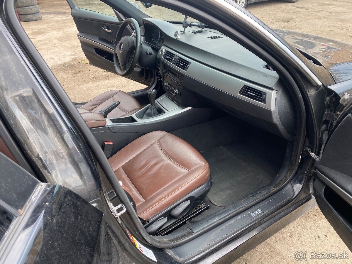 BMW e91 325d 3.0m57 278000km manuál - 7