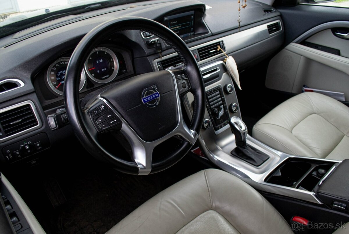 Volvo V70 D5 2.4L, 158KW - 7