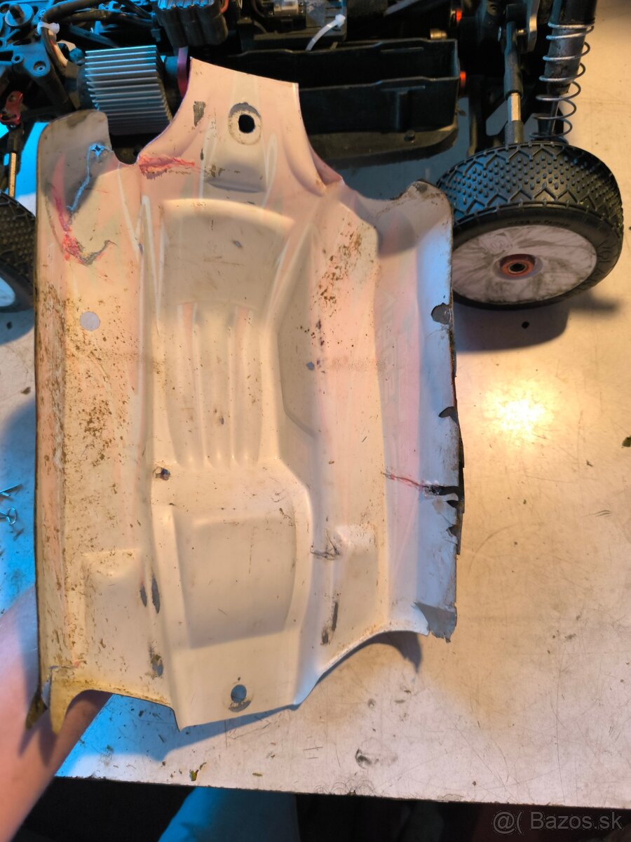 CARSON VIRUS 4.0 4S RC auto - 7