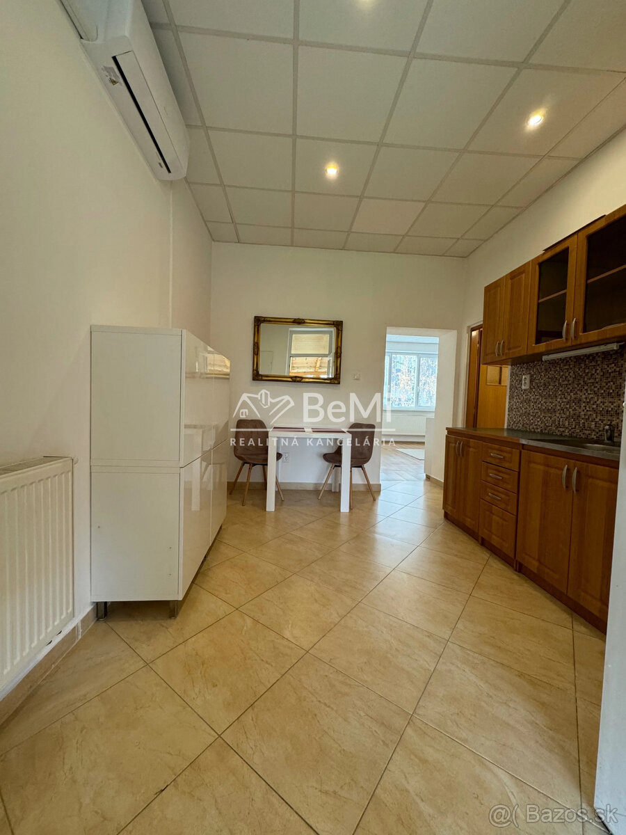 Polyfunkčný objekt v centre Galanty ID 008-12-NIBA - 7