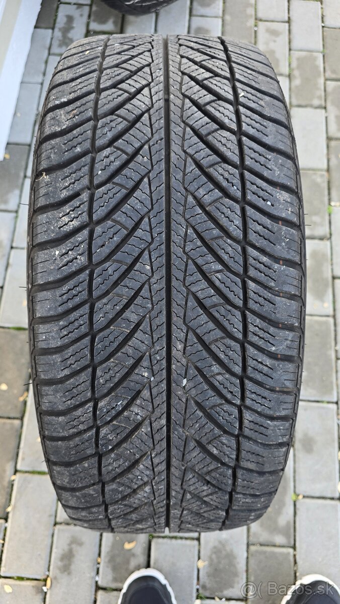 Dezent TR silver 5x112 ET30 R18 245/45 - 7