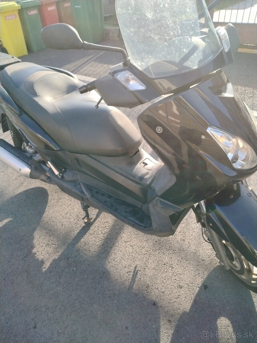 Yamaha xmax 250 - 7