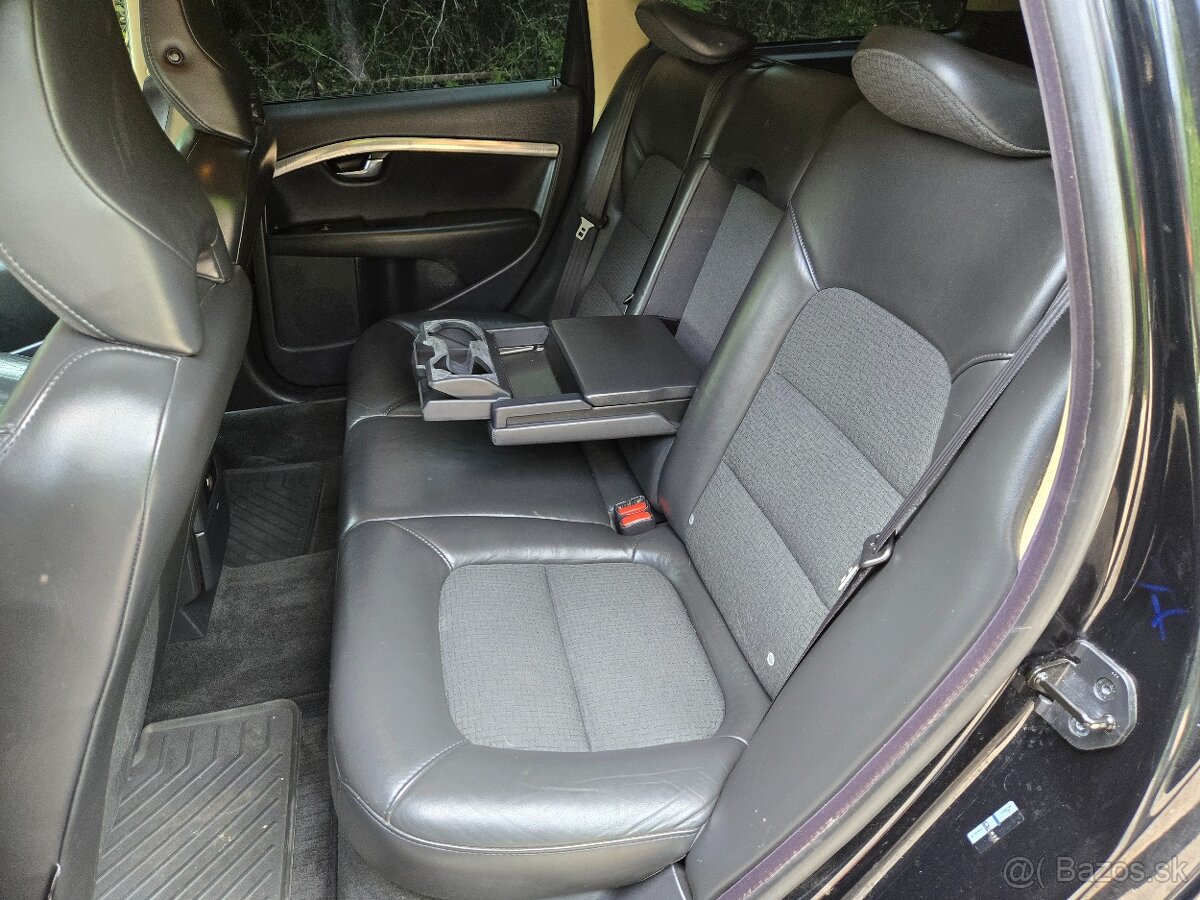 Volvo V70 2.4 D5 _ AUTOMAT - 7