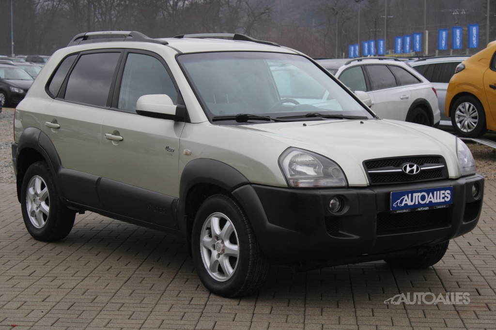 Hyundai Tucson 2,0 CRDi 82 kW 4WD DYNAMIC, STK,EK 11/2027 - 7