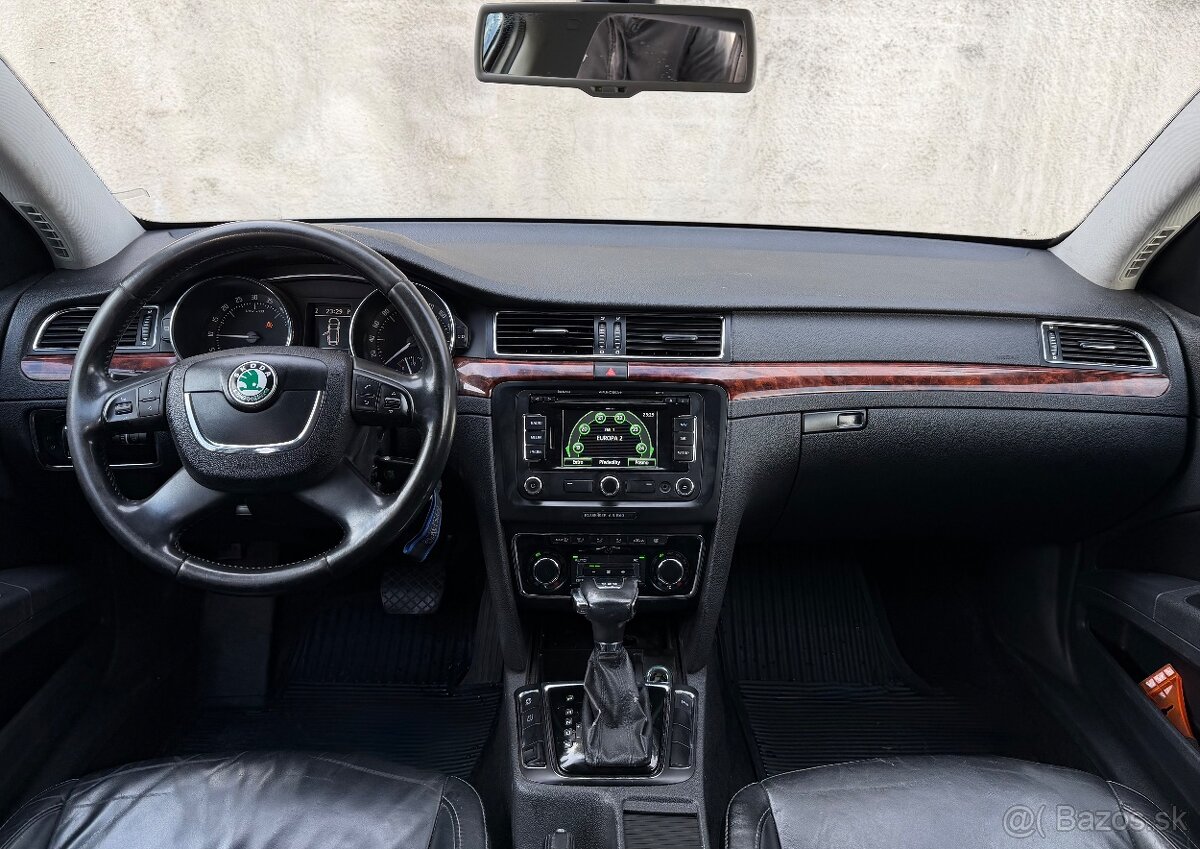 Škoda Superb Combi 2.0TDi DSG - 7