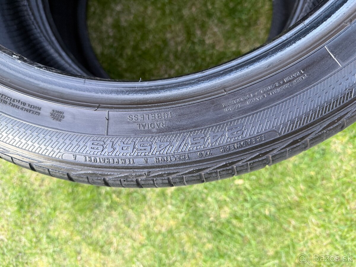 GoodYear 245/45 r19 - 7