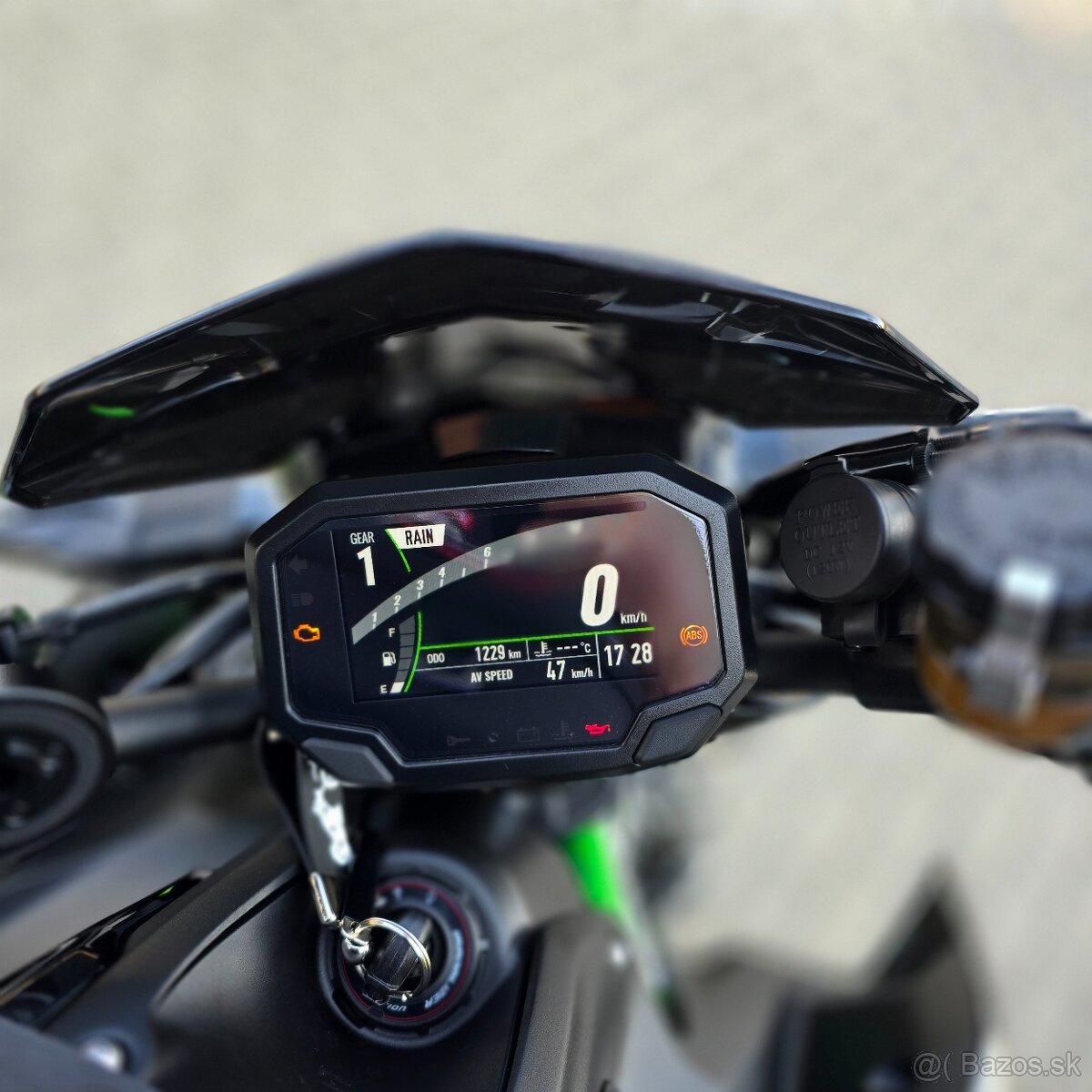 Kawasaki Z900 SE 2024 - 1220 km - SC Project + batožina - 7