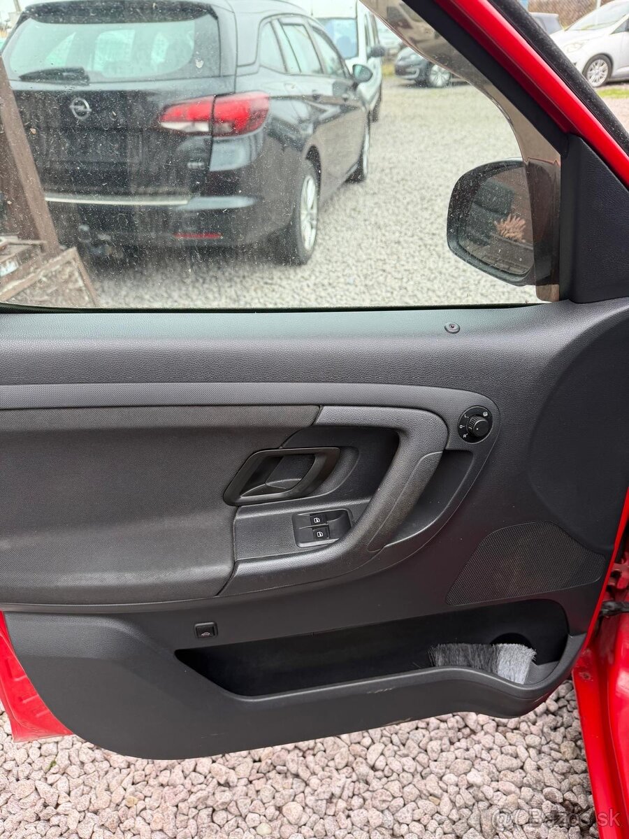 Škoda Roomster 1,6TDi Style - 7