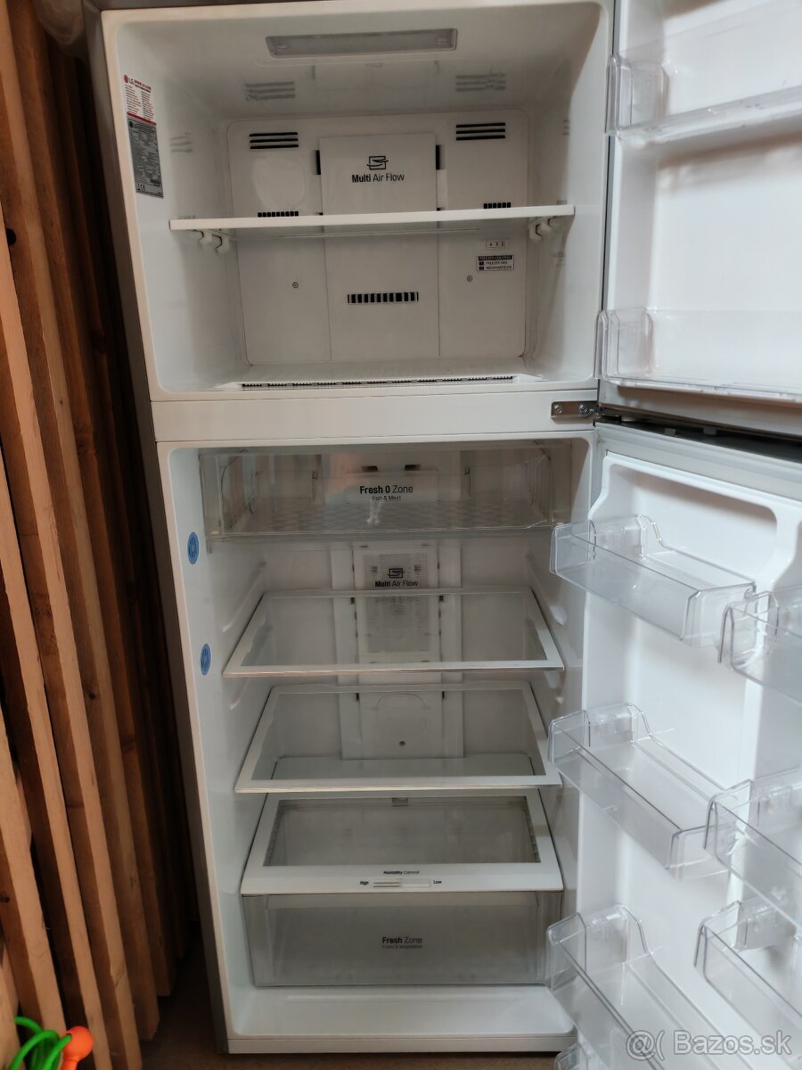 Americká chladnička LG - 7