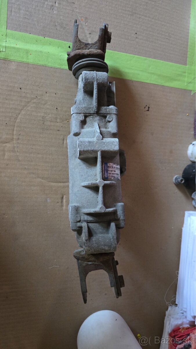 Systém riadenia zadnej nápravy BMW - 7