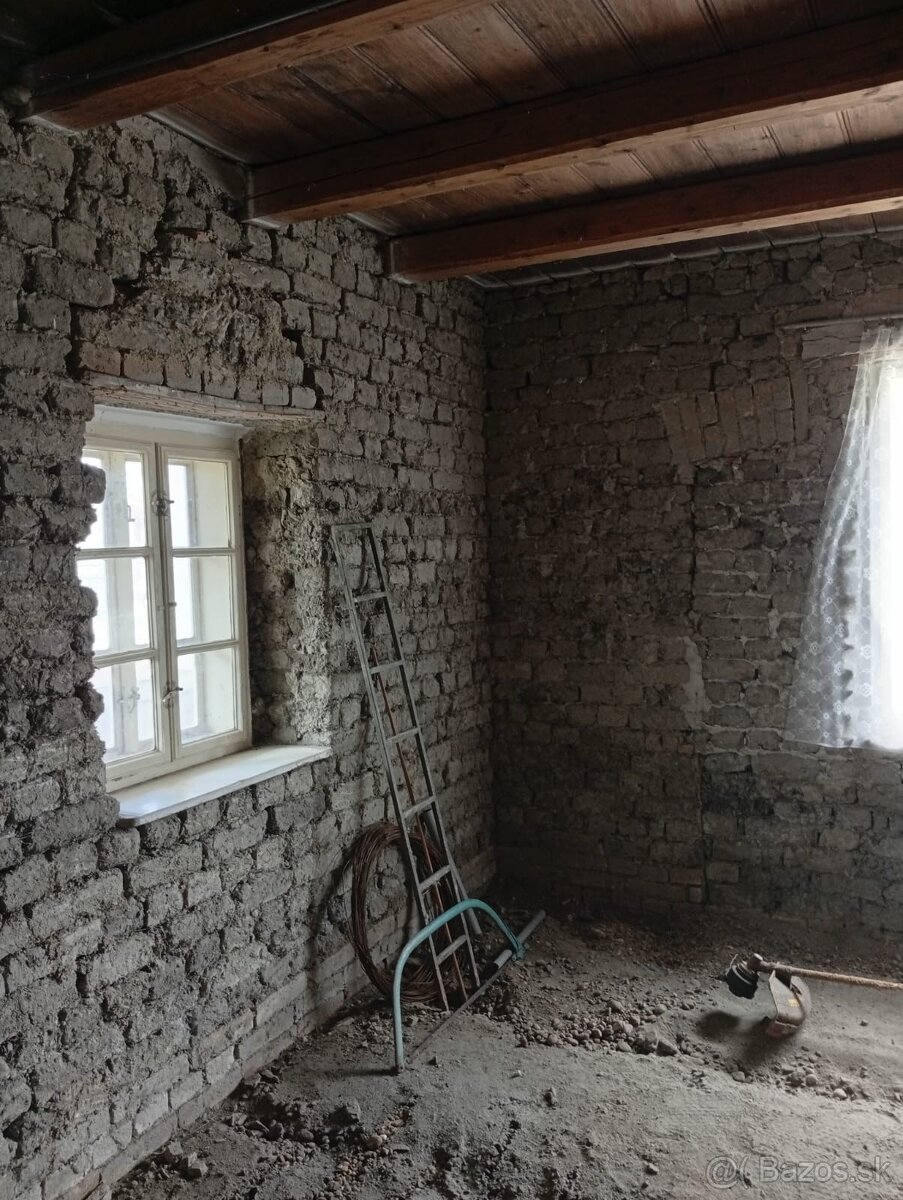 Predám vidiecky domček v pôvodnom stave - 7