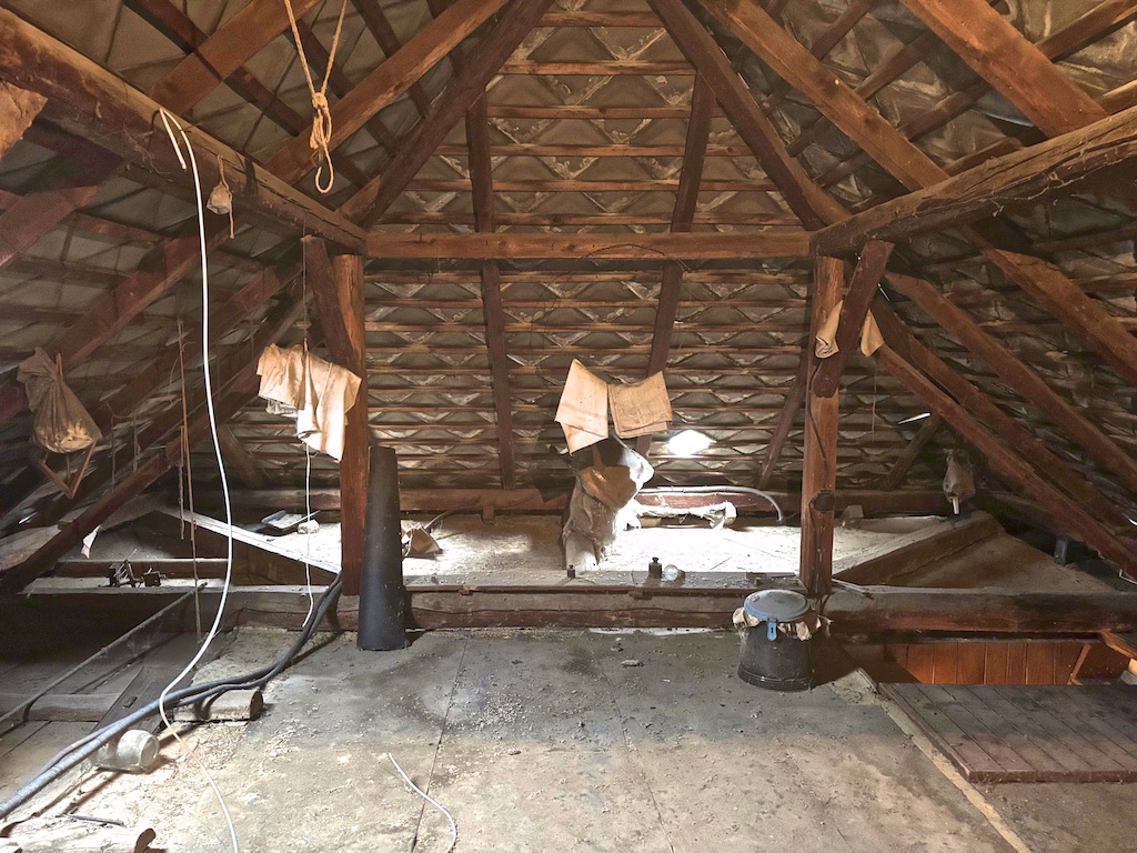 NA PREDAJ 3I DOM V KOLTE S OVOCNOU ZÁHRADOU - 7