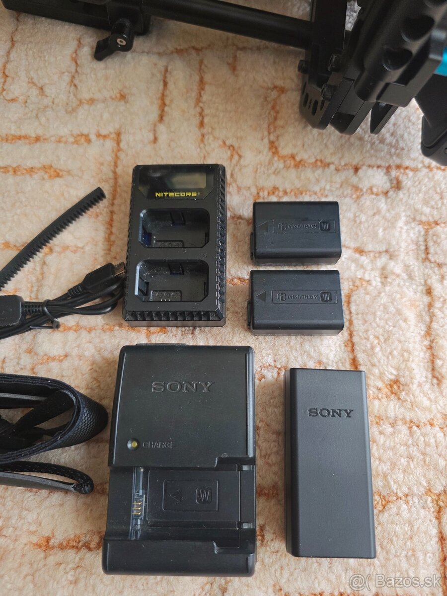 Sony A7SII + Follow Focus + SmallRig + Fotga DP3000 +Camvate - 7