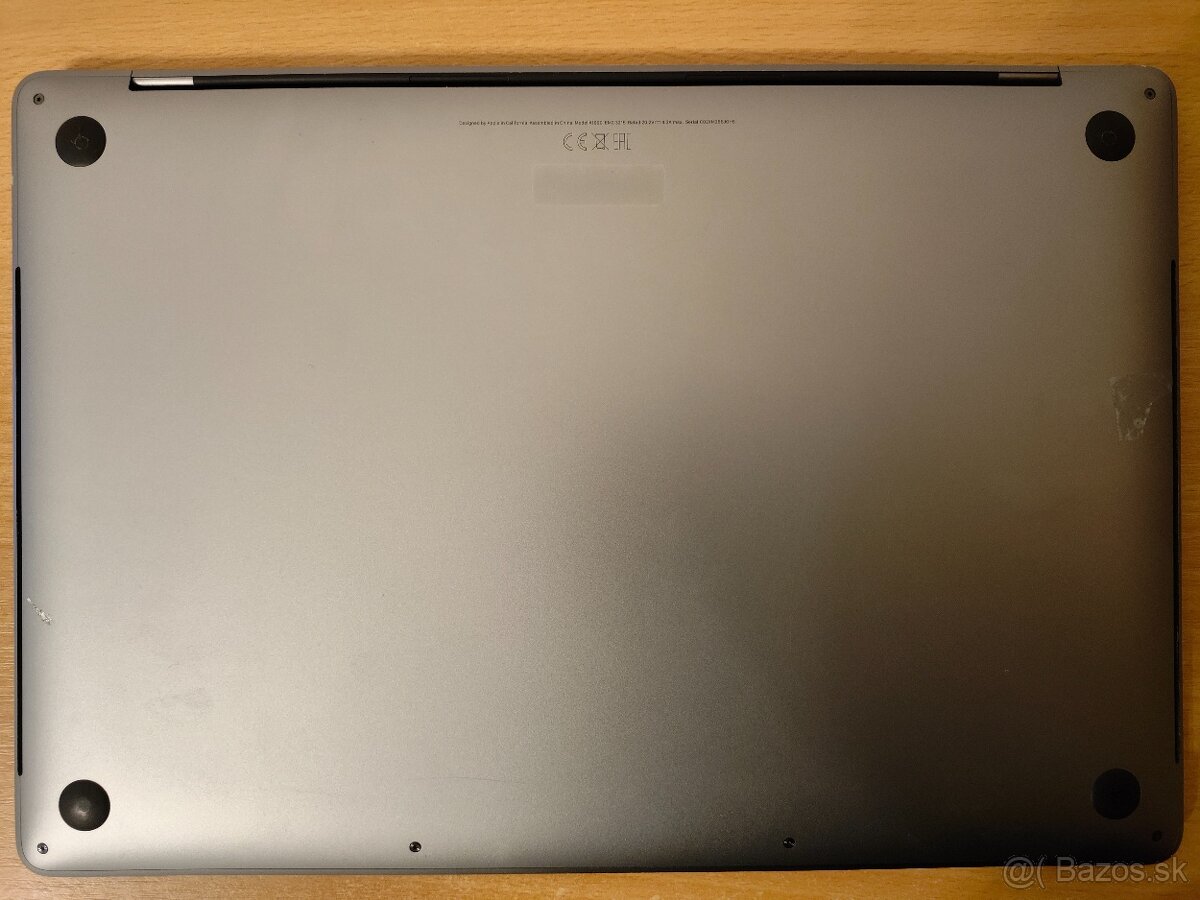 MacBook Pro 15 2018 | Core i7 • 16GB RAM • SSD - 7