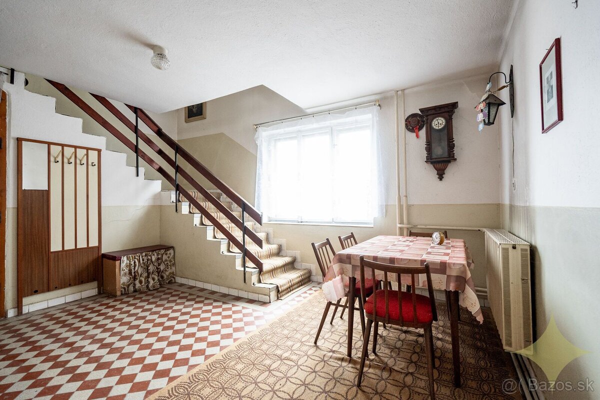 Dvojgeneračný rodinný dom v obci Balog nad Ipľom - 7