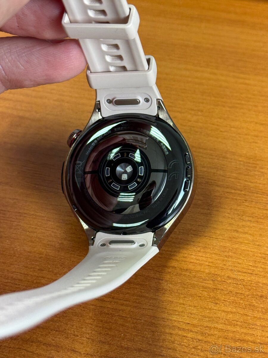 Huawei Watch 5 42 mm LTE NFC - Gold - nepouzite - 7