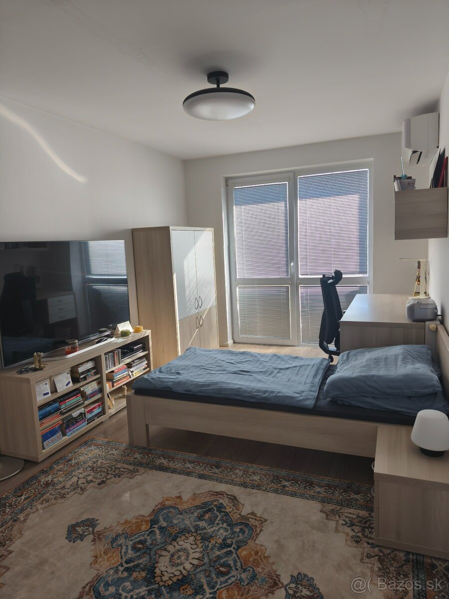 Zariadený RD 125 m² +terasa+garáž=prenájom - 7