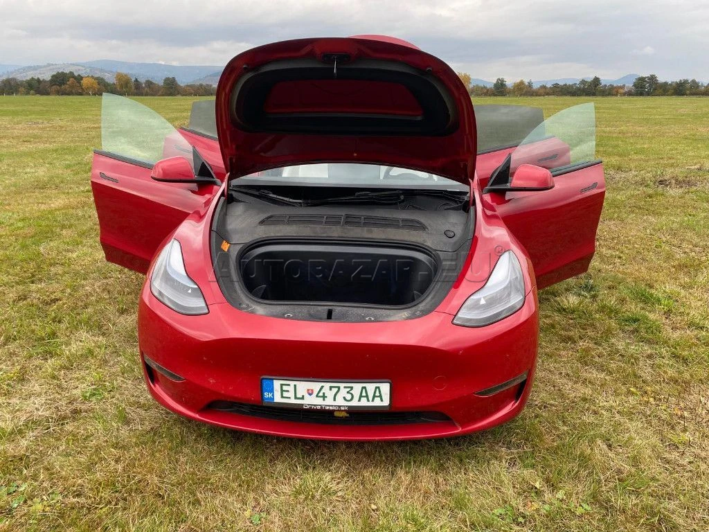 Tesla Model Y 75kWh Long Range AWD 378kW - 7
