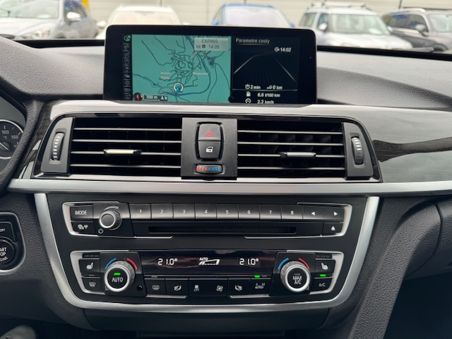 BMW Rad 3 330d xDrive A/T - 7