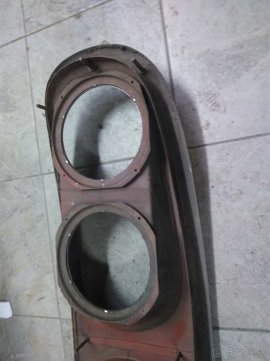 Predná maska z rámčekom Tatra 603. - 7