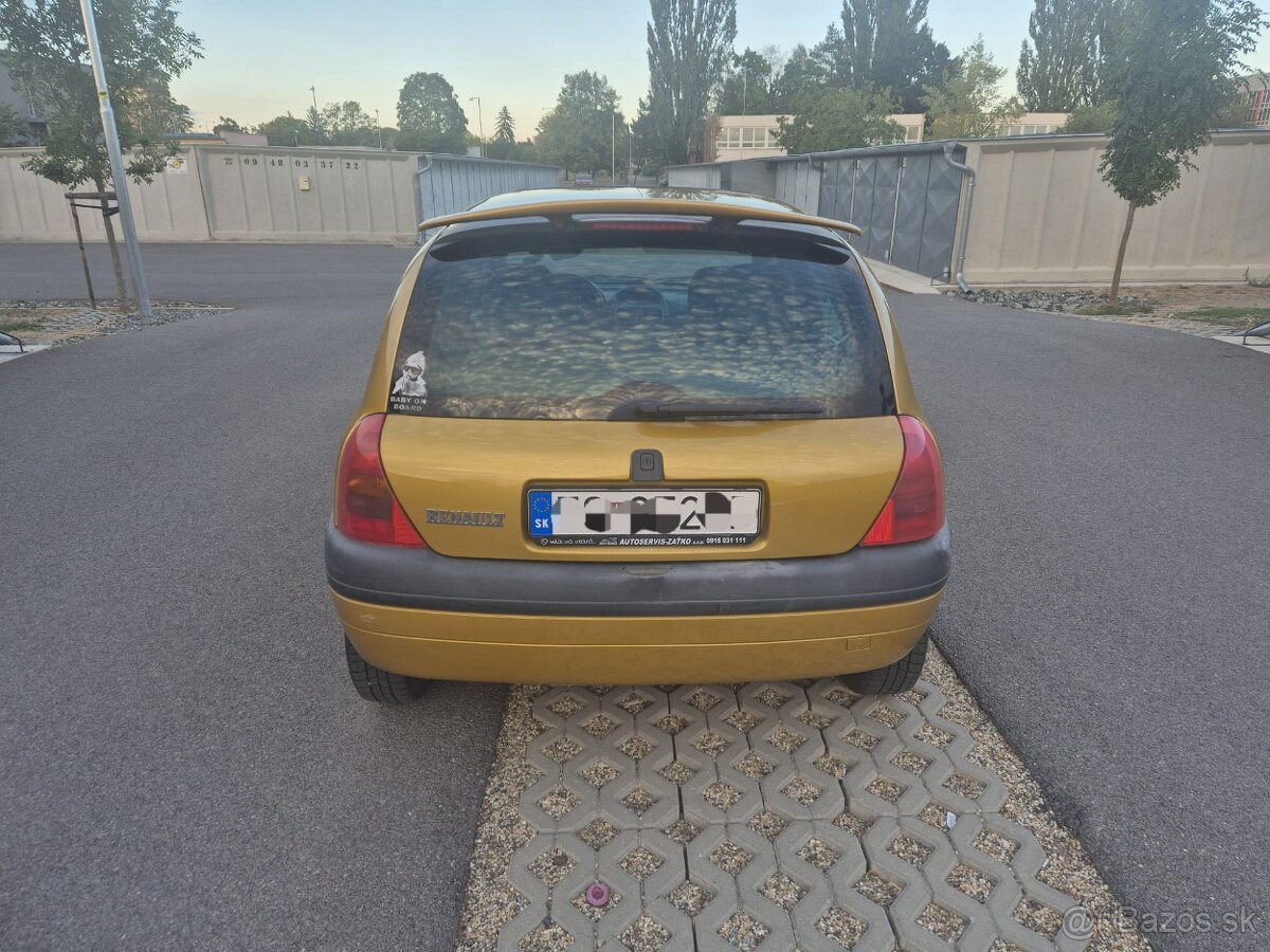 Predám Renault Clio 2 - 7