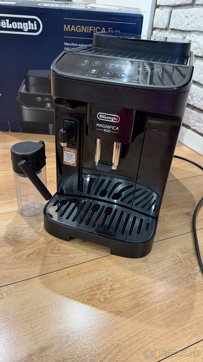 Delonghi Magnifica Evo - 7