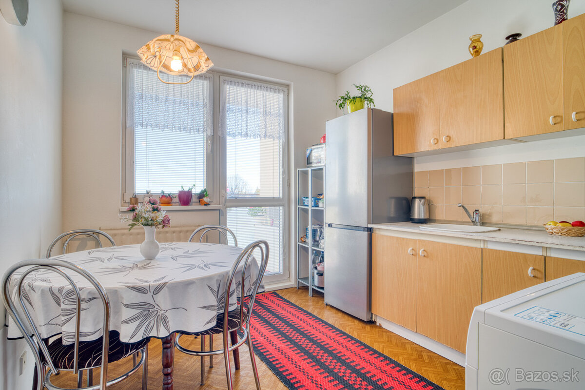 Na predaj 3-izbový byt na ulici Novomeského v Pezinku - 7